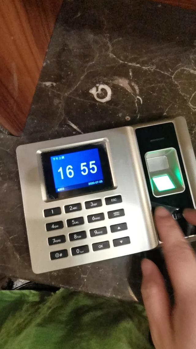 得力考勤机管理员密码得力考勤机万能密码