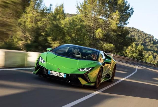 Lamborghini huracan technica