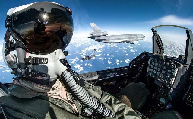 How Do Fighter Pilots Know They Are Locked On By Missiles? - IMedia