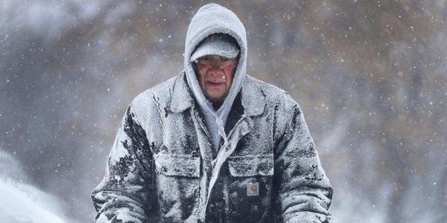Is It Painful To Freeze To Death Which is more painful, death from freezing or death from heat?Why do
