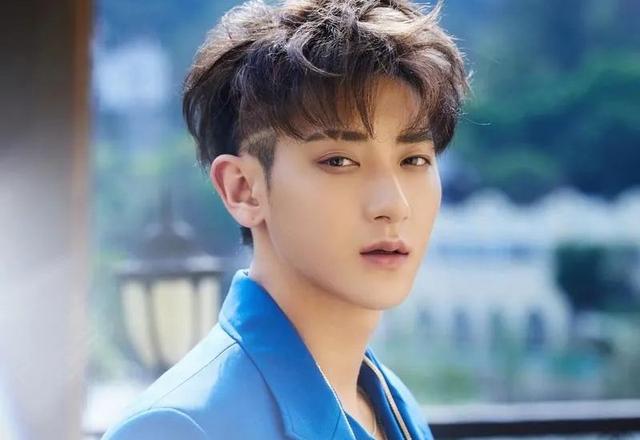 Huang Zitao's Blue Hair: A Comprehensive Guide - wide 8