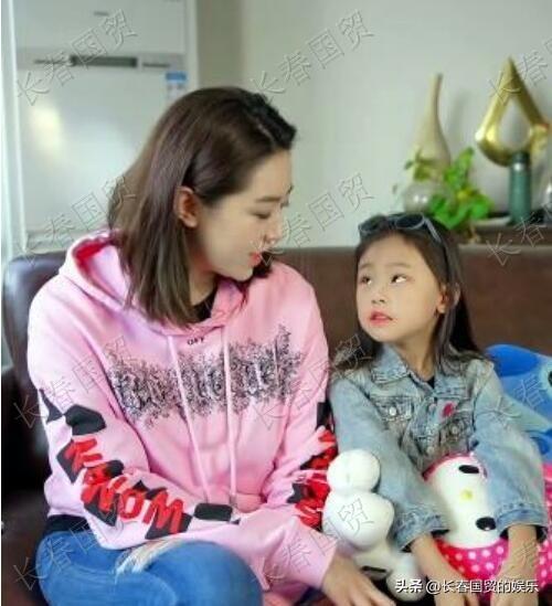 remember-xiao-cui-in-master-ma-with-a-6-year-old-daughter-in-the-same