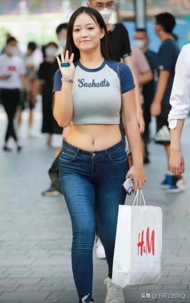 Why do guys like fat girls? iMedia