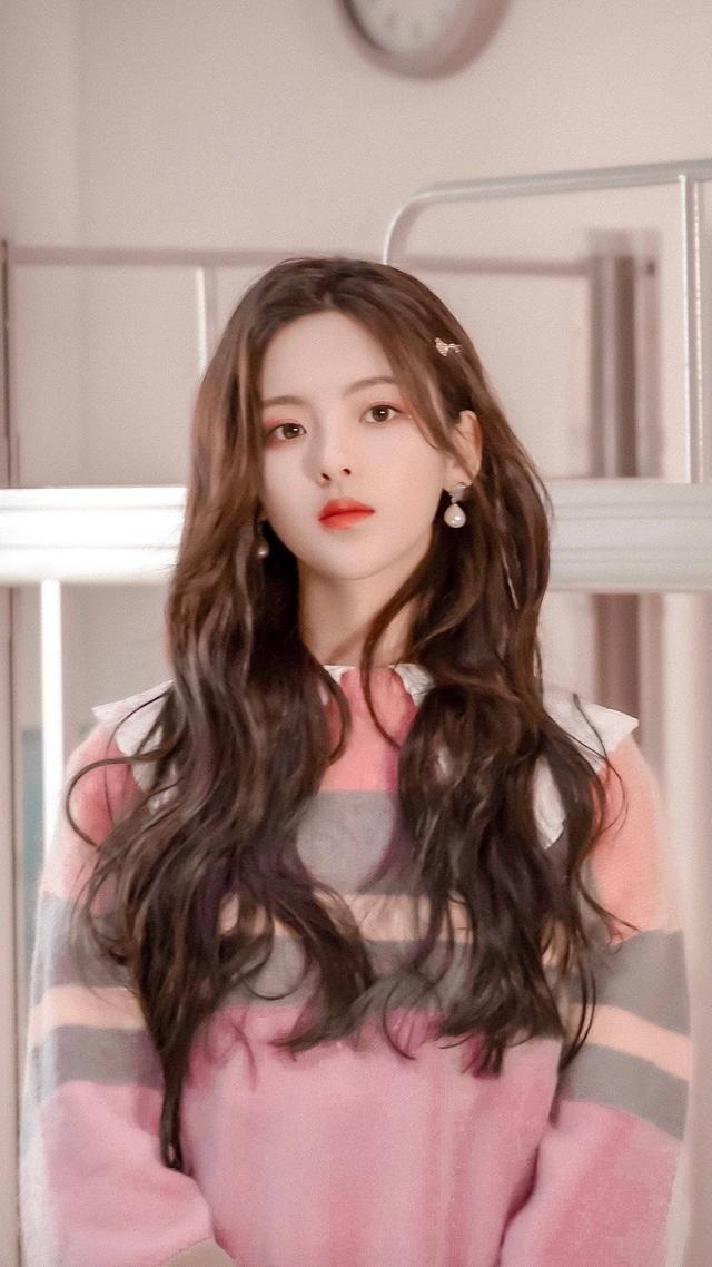 yang-chaoyue-koi-girl-imedia