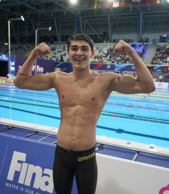 Swimming World Youth Championships Portuguese teenager breaks world ...