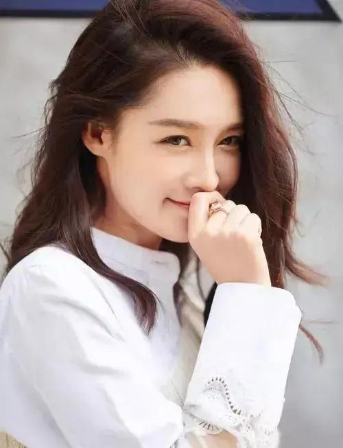 popular-actresses-born-in-1990-li-qin-li-yitong-zhang-tianai-tan