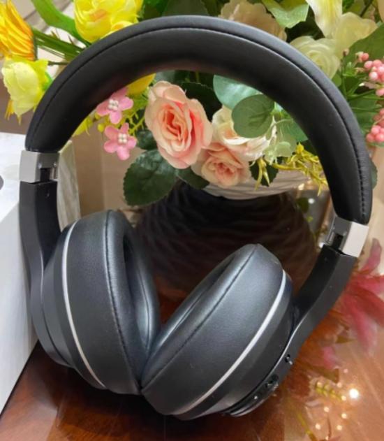 Big sound on a low budget These are the wireless headphones under 500