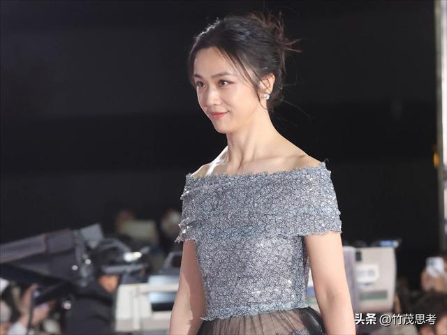 Tang Wei Won The Blue Dragon Award And Has Won Korean Film Awards Many 