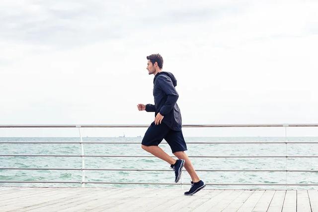 Proper leaning forward while running can improve performance and reduce ...