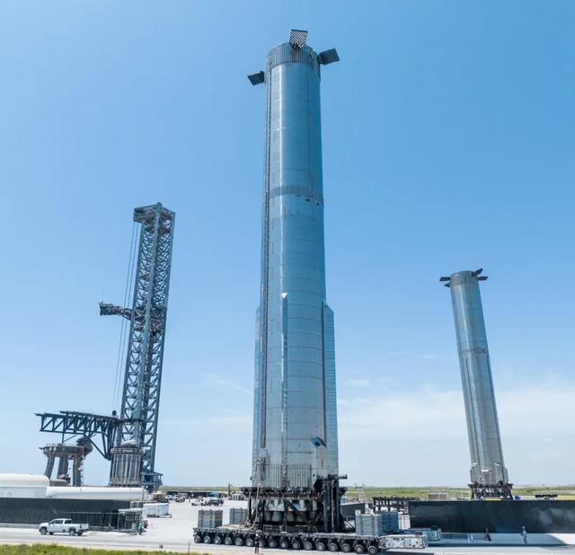 SpaceX Super-heavy Rocket B7 Installs 33 Raptors, Ready For Static ...