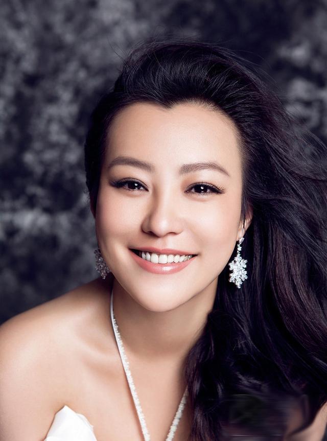 she-is-an-underrated-actress-and-she-has-a-look-at-hao-lei-s-20-years