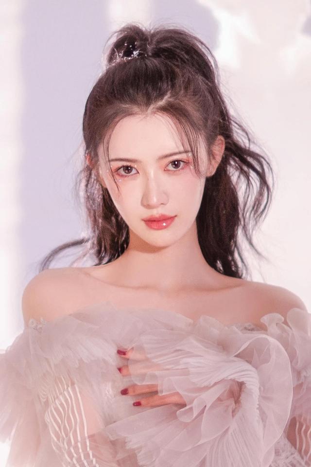 Li Yizhen's beautiful pictures - iMedia