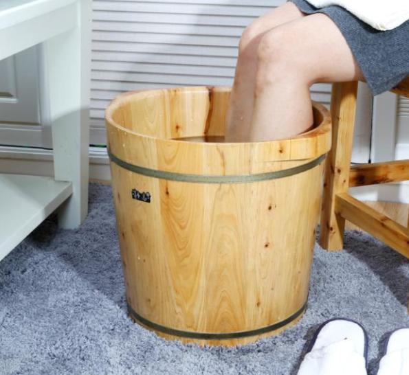 do-you-use-hot-water-to-soak-your-feet-every-day-may-wish-to-listen-to