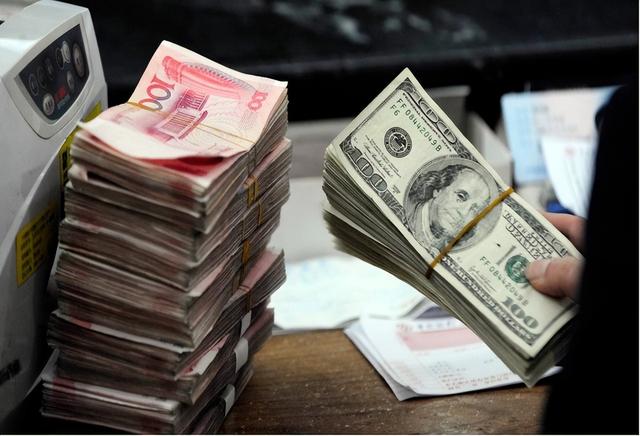 How big is the difference between 100 US dollars and 100 RMB? What if ...