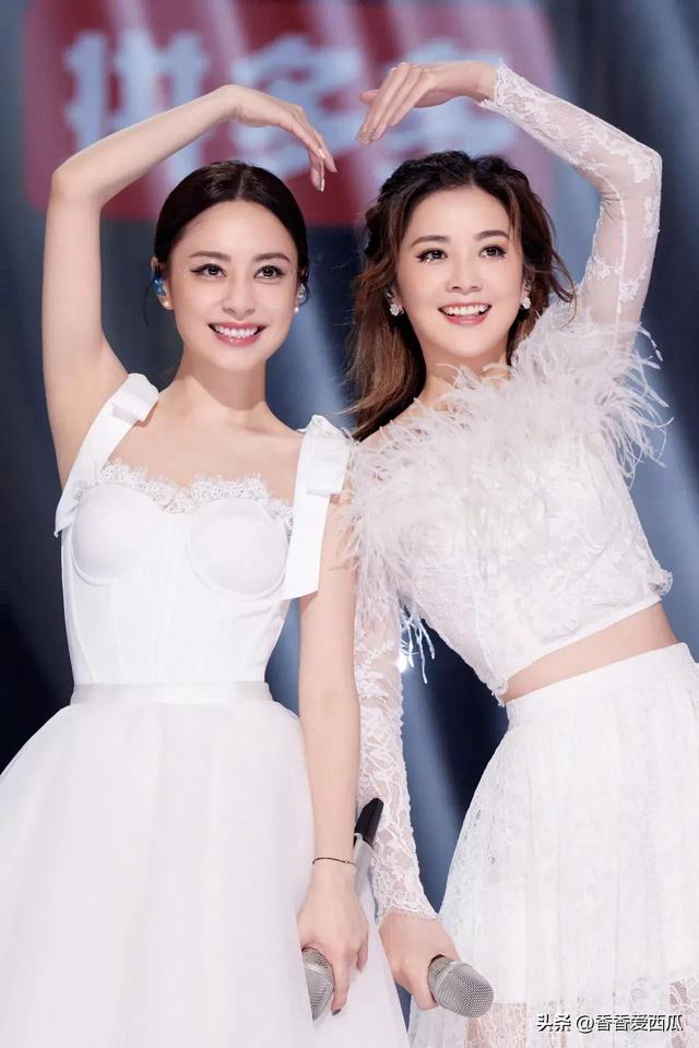 40-year-old Gillian Ah Sa stunning Hunan Satellite TV New Year's Eve ...