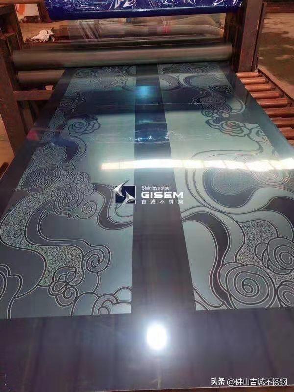 Why do fingerprintfree stainless steel color plates still leave