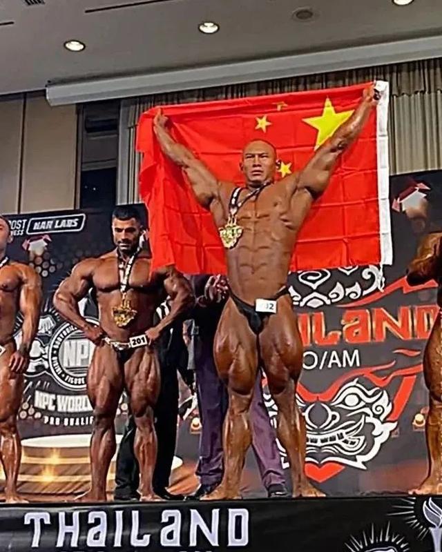 Rise!Chinese bodybuilding power [Ping Yunlong] expedition to Thailand