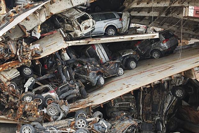 Remember the car carrier accident that sank 4,000 luxury cars to the