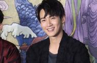 5 years of Ke Zhen are lain between when east band new show reappears formally, model is handsome as