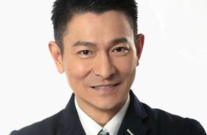 盘点那些影视歌三栖明星，老嫩新星齐驾到谁才是名副其实