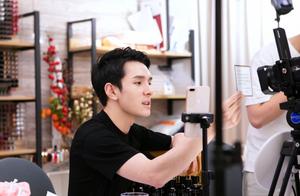 李佳琦薇娅直播一晚收入6到8亿！黄子韬成打工人？