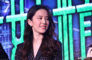 After Hu Ge, Liu Yifei gets card to be refuted a rumor, the netizen leaves a message: First time hop