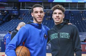 球哥兄弟俩NBA首次相遇！三球看起来上限更高