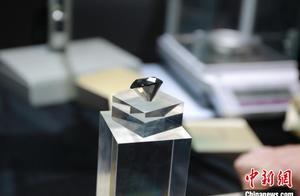 88克拉、价值3700万美元的“传奇黑钻”抵沪 将入驻进博会