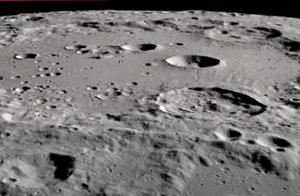 NASA：在阳光照射的月球表面发现水