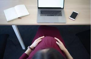 孕妇未做胸透被拒录，教师招考“一刀切”合适吗 | 新京报快评