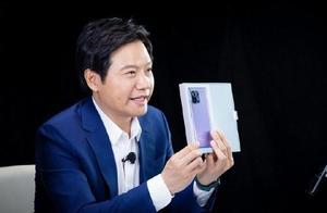 雷军：不送充电器的创意是我先发起的