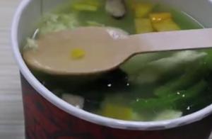 Mcdonald's changes Kendeji wooden spoon netizen: Radian is small, cannot drink boiling water
