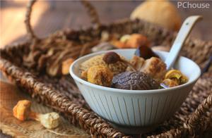 冬季最适合煲鲜菇杂菌汤，鲜香营养，喝一碗暖全身！