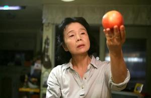 Female star of 77 years old of Korea is exposed to the sun to meet with due to illness abandon! The