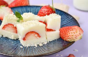 A milk 3 spoon are amylaceous, strawberry Xiaofang is fresh and tender and icy, can become a success