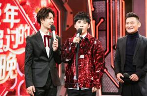 收视率狂跌又被踢出黄金档，顶流王一博还能救得了《天天向上》吗