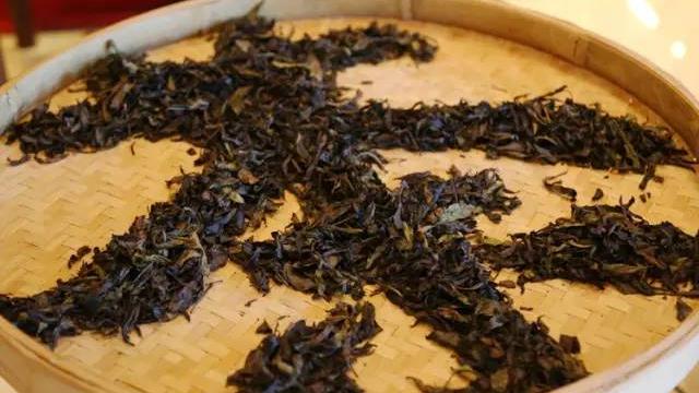 突然想喝点浓香型的茶都有哪些不容易买假的茶叶呢