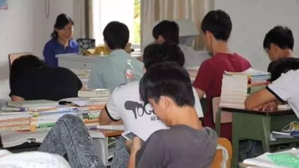 大学专科毕业我们可以干些什么