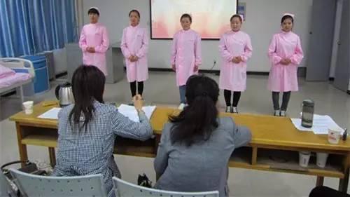 护士的自我介绍面试