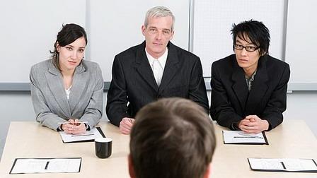 电话或者视频面试时怎样向hr介绍自己