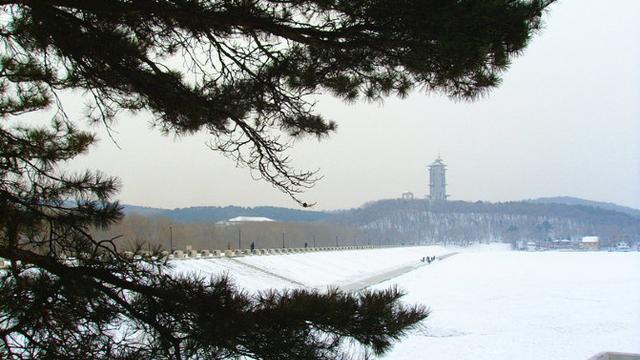 去长春读大学冬天应该穿什么衣服呢