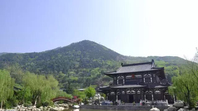 与长恨歌题材相同的诗歌