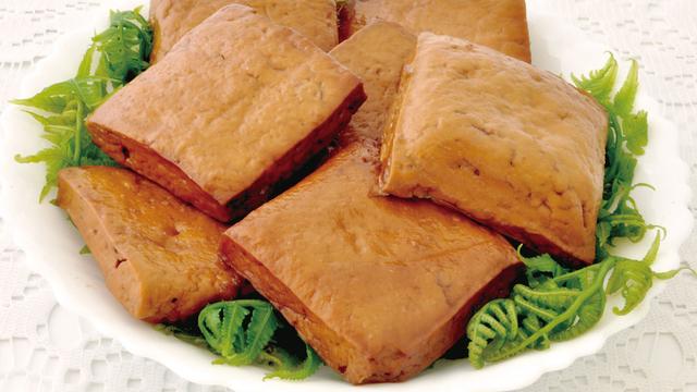超市里的休闲食品豆干类产品吃多了会有哪些坏处