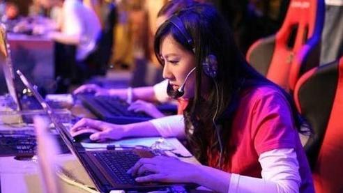 为什么有很多游戏主播经常把自己“玩炸了”