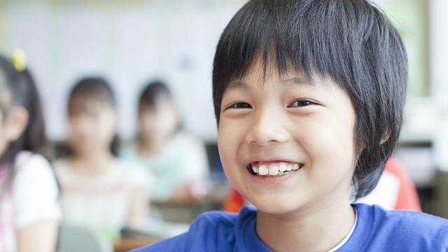 怎样资助贫困山区的学生最好是小学生