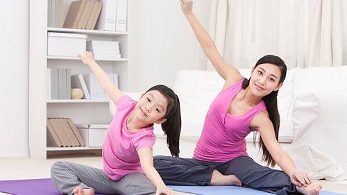 幼儿学瑜珈的好处几岁开始学习