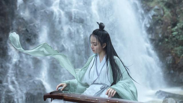 关于梨花的唯美诗词