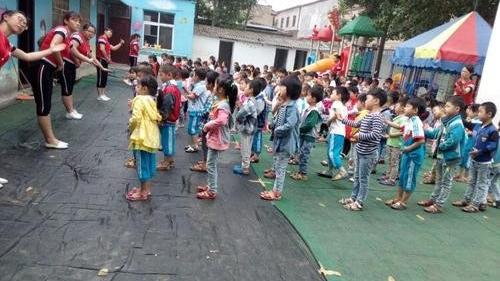 《叠叠乐》大班教案