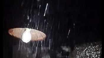下雨天喝酒的诗句