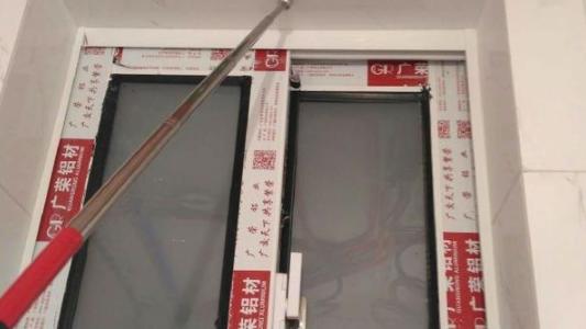 裝修貼地磚會有吵鬧聲嗎?